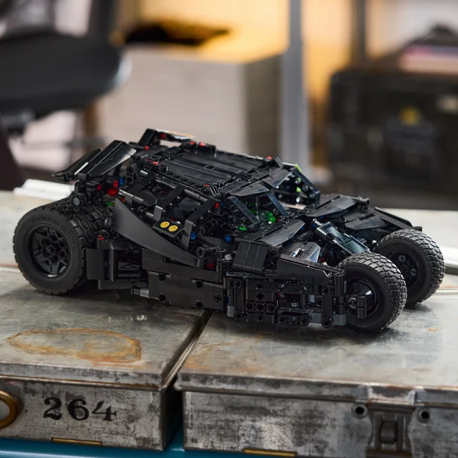42239 Batmobile™ Tumbler