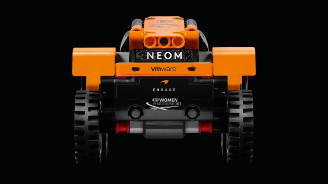 42166 NEOM McLaren Extreme E -kilpamaasturi