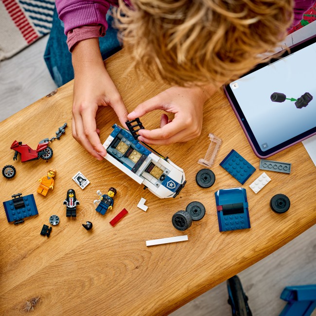 60479 Cietumnieku pārvadāšanas policijas furgons