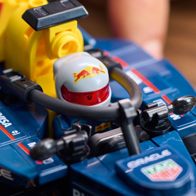 77243 Oracle Red Bull Racing RB20 F1 võidusõiduauto