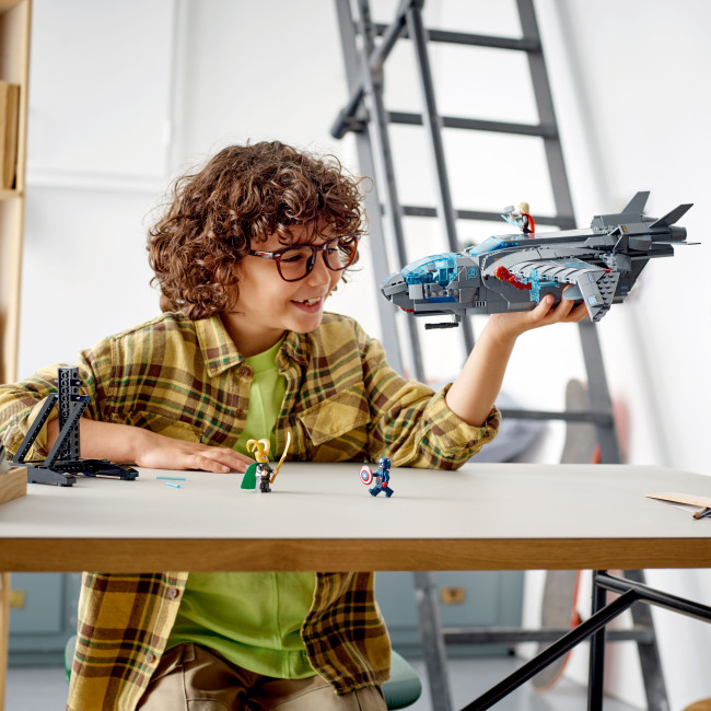 76248 Atriebēju Quinjet