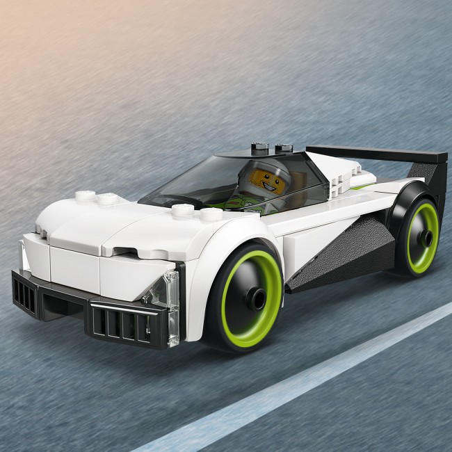 60489 Lennuk vs. auto