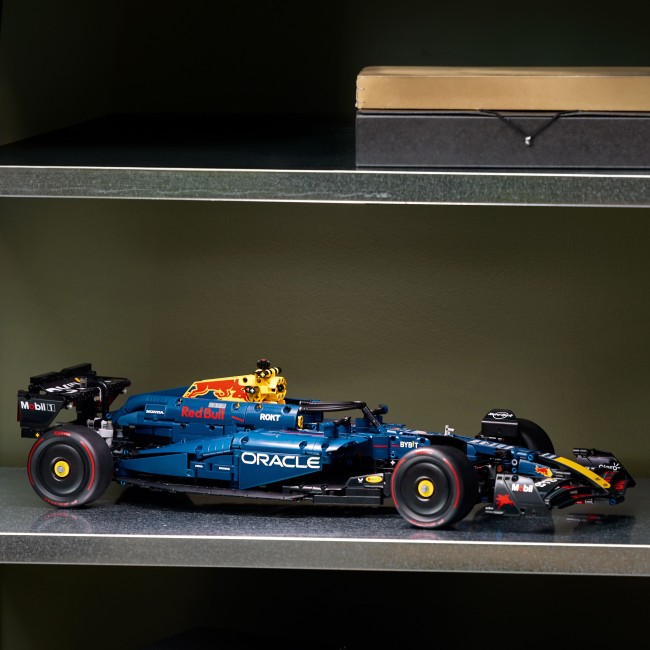 42206 Oracle Red Bull Racing RB20 F1 ‑auto