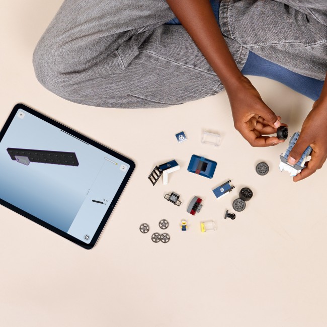 60481 Braucamie – Policijas kravas auto