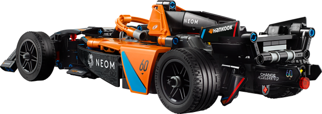 KK42169 NEOM McLaren Formula E Race Car (MULJUTUD KARP)
