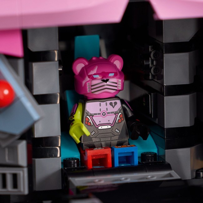 77078 Mecha Team Leader