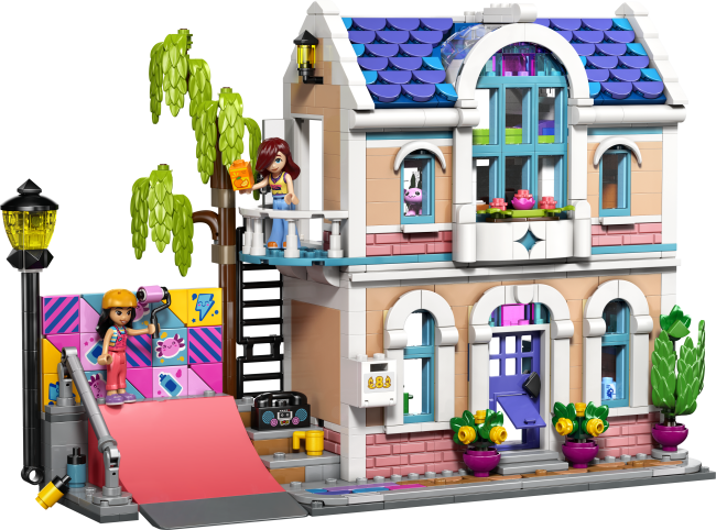 42687 Liannas ģimenes māja