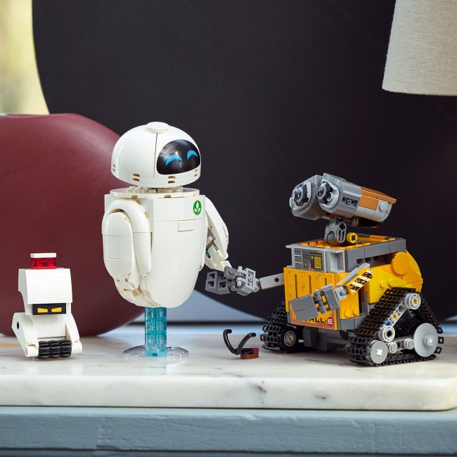 43279 WALL-E un EVE 43279 WALL-E un EVE