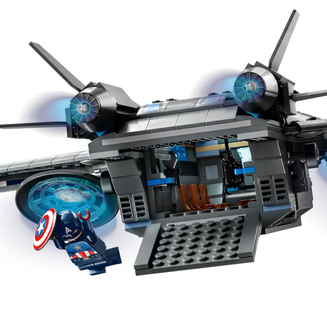 76248 Avengersin Quinjet