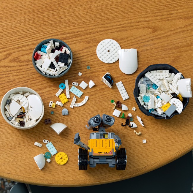 43279 WALL-E un EVE 43279 WALL-E un EVE
