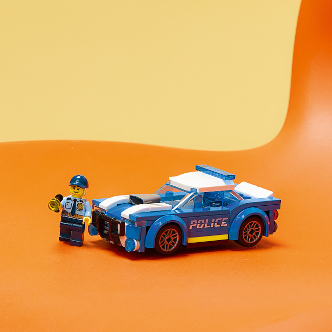 60312 Politseiauto