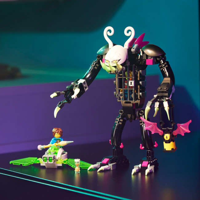 71455 tbd-Cage-TITAN