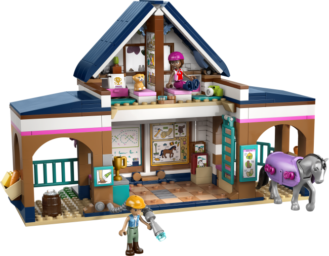 42688 Zirgu stallis un Izjāžu akadēmija