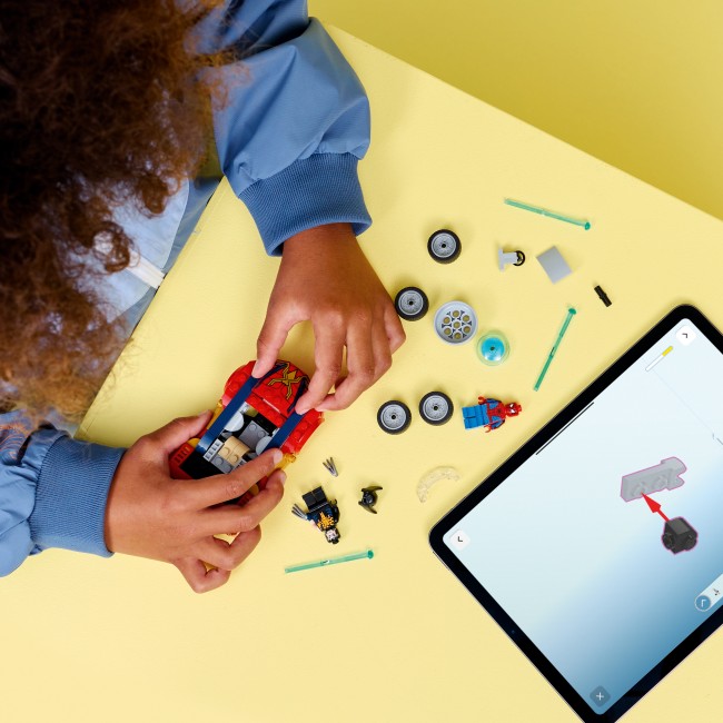 76336 Spider-Mani auto vs. mürgine Wolverine