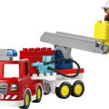 10473 LEGO DUPLO Town Пожарная машина со шлангом и пожарным