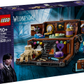 76785 LEGO Wednesday Thing korter 76785 LEGO Wednesday Thing korter