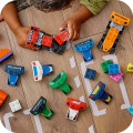 10445 LEGO DUPLO Town F1®-tiimin kilpa-autot ja kuljettajat