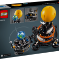 42179 LEGO Technic Maapallo ja Kuu kiertoradalla